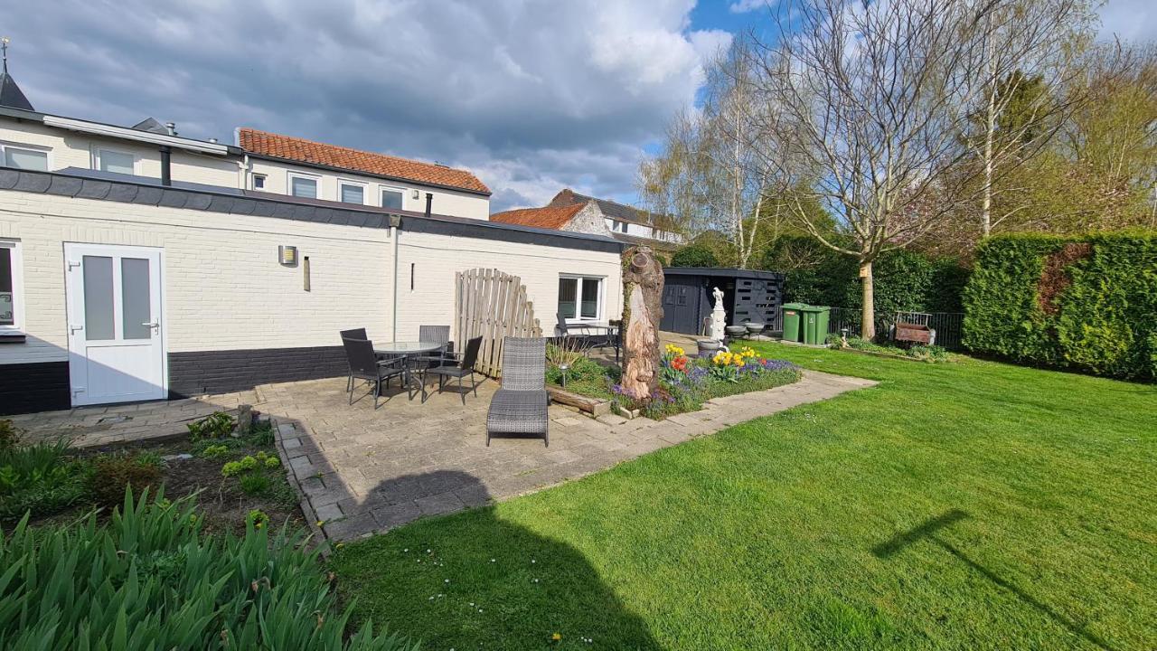 Roos Guesthouse Holiday Appartements Valkenburg aan de Geul ภายนอก รูปภาพ