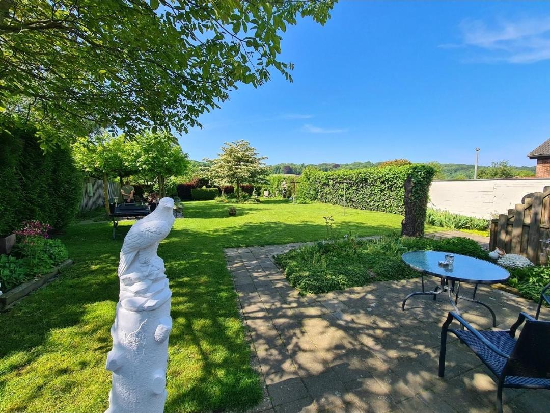 Roos Guesthouse Holiday Appartements Valkenburg aan de Geul ภายนอก รูปภาพ